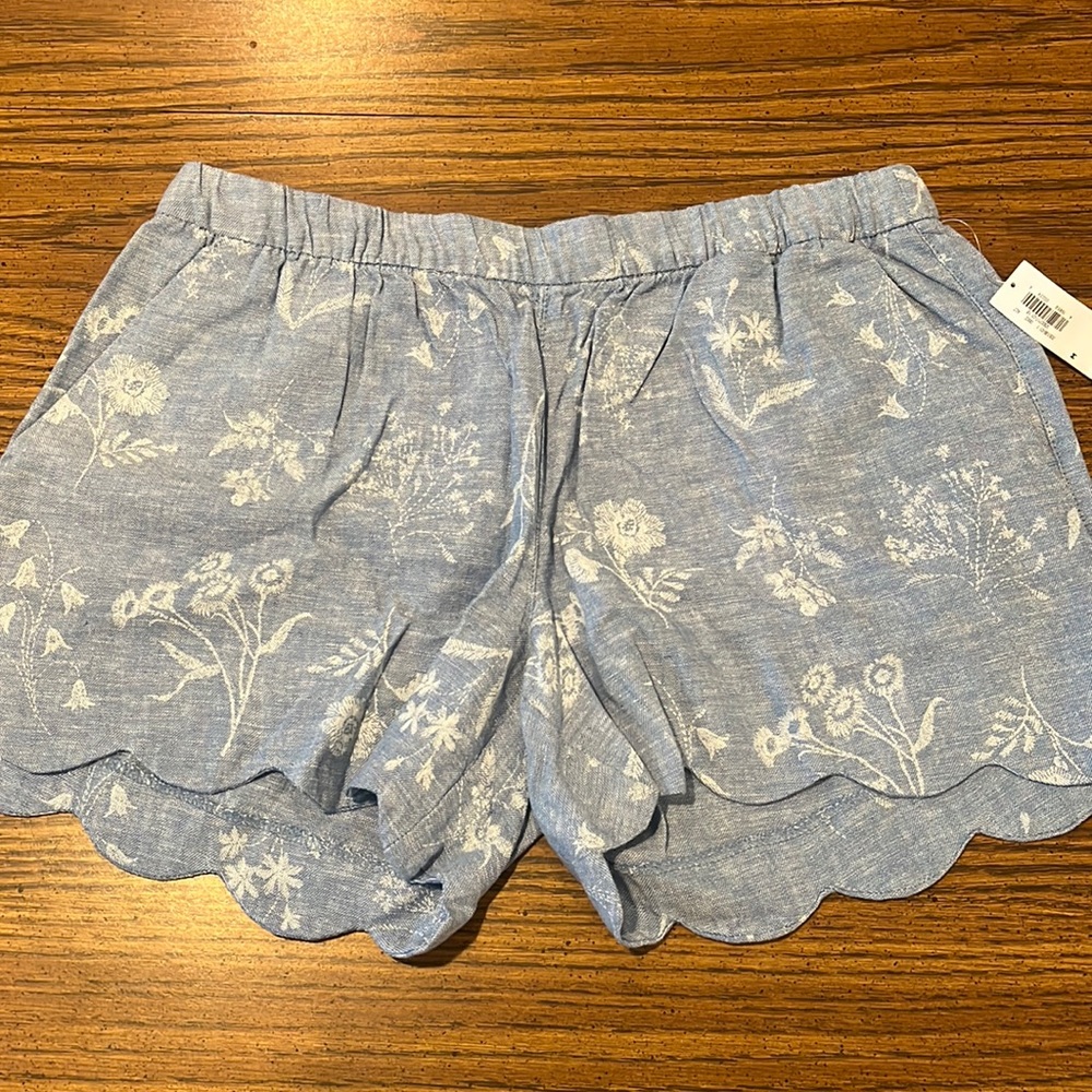 NWT Old Navy Floral Print Shorts